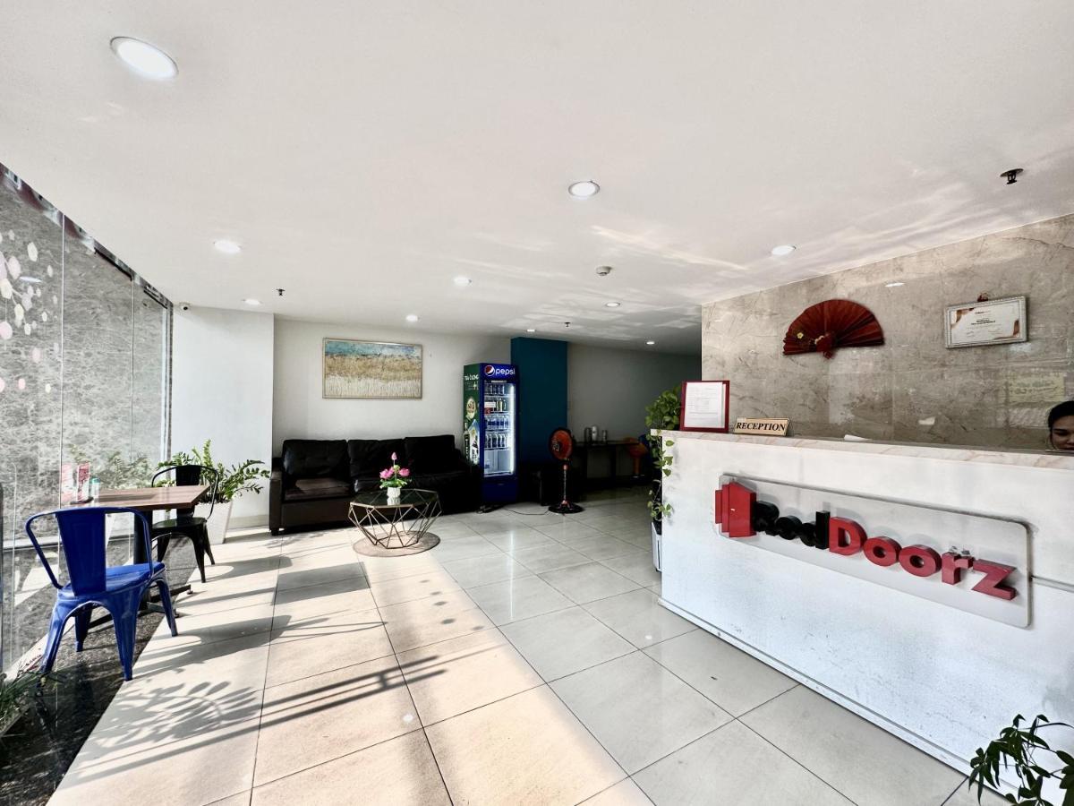 The Jade Hotel Near Tan Son Nhat Airport Cidade de Ho Chi Minh Exterior foto